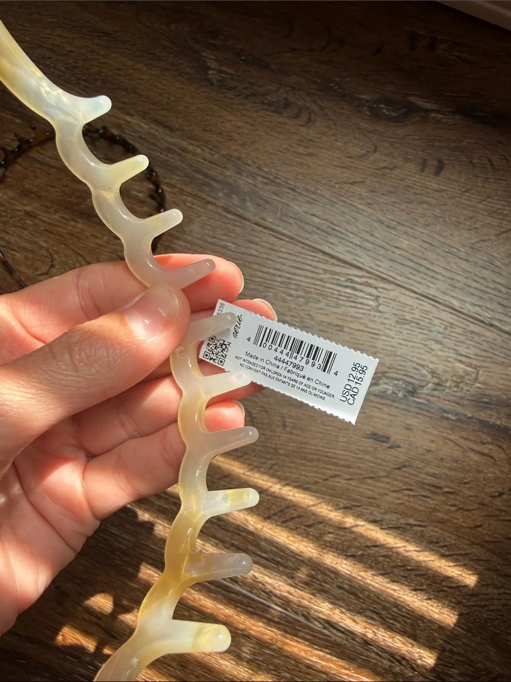 Aerie Headband and Large claw clip